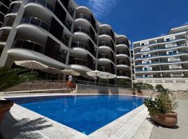 Apartment Zevs Bečići, paplūdimio vie&scaron;butis mieste Kravlja