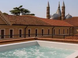 enJoy Home - Attico con idromassaggio e garage - zona Sant'Antonio
