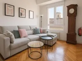 Apartment 2 next to the bay and cathedral