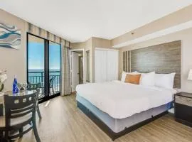 Beach Getaway Oceanfront, Dogs OK! 826