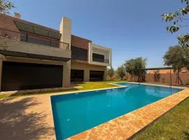 Villa Adam