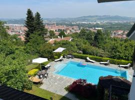 Alba View Apartment with Pool, khách sạn ở Alba