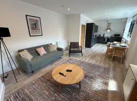 Beautiful 1 bed - 5 Queen Street Abingdon - Centrally located parking subject to availability - Ashbrook Serviced Apartments, hotel in Abingdon