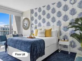 MVR Sleek Condo with Iconic Views