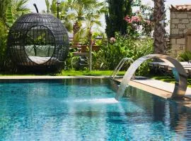Avalon Boutique Hotel & Suites