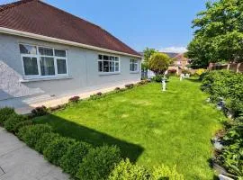 Bungalow Step Free Access - Close To The Beach