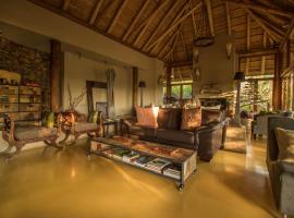 Etali Safari Lodge, hotel i Madikwe Game Reserve