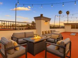 Belmont Shore Retreat Rooftop Lounge Putting Green Near 2nd Street Beaches