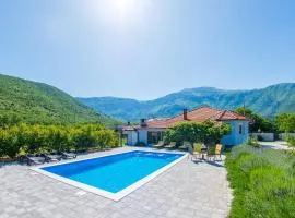 Villa Nirvana
