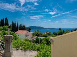 Radovčić Apartments and Rooms, hotel v destinaci Trsteno