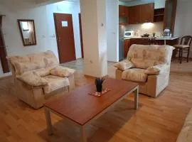 Mountain Paradise 1 - 2 Bedroom - Large apartment