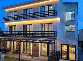 CLB Residence, hotel in Eforie Nord