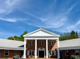 Governor House Inn Arlington/Falls Church