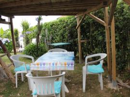 Maison jardin plage Côte Basque, Hotel in Bidart