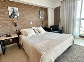 Ed Saint Moritz, Flat 02 com Garagem, SHN no Coração de Brasília, Hotel in Brasilia