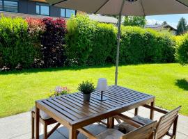 Ferienwohnung Vroni, hotel que acepta mascotas en Seebruck