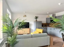 SuperHosts ZENTRUM - Parkplatz - TERRASSE - King-Bett - NETFLIX