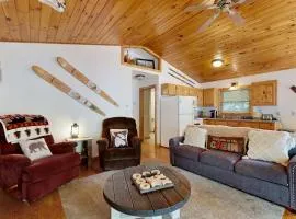 Cabin on the Loop-Upper