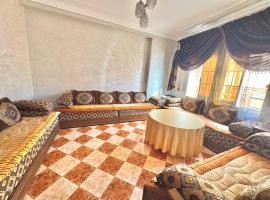 Apartment 5 min Corniche, alojamiento con cocina en Nador