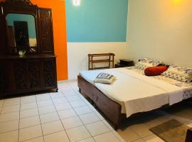 Villa lady hills, hotel v destinaci Nikawatawana