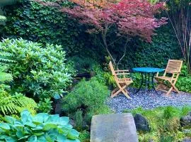 The Zodiac Garden Hotel