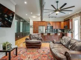 2 Mi to Dtwn San Marcos Spacious Home with Yard!