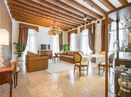 San Teodoro Palace - Luxury Apartments, hotel in Venice