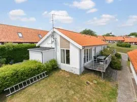 Gorgeous Home In Gudhjem With Wifi
