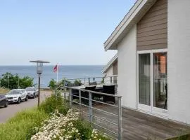 2 Bedroom Awesome Home In Gudhjem