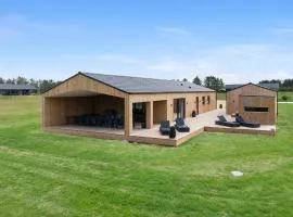 Beautiful Home In Hjørring With Sauna