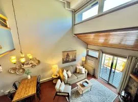 Mountainside Ski-In/Ski-Out | Pool & Hot Tub