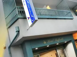 拉菲羅酒店