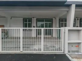ZARI Homestay Kamunting