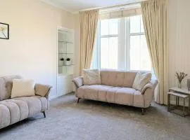 Kirk street apartment
