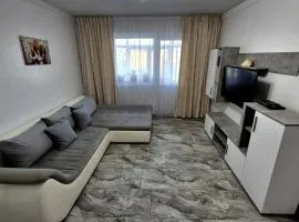 Apartament cu 3 camere central Sulina