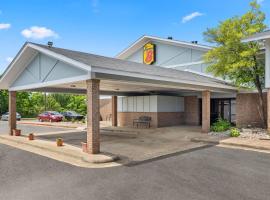 Super 8 by Wyndham Harrison AR, hotel v destinaci Harrison