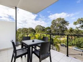 Luxe Resort Units Urangan Esp Hervey Bay Marina Ocean Views Pool