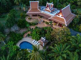 V159 Villa E 6BR Luxury Retreat in Layan, Phuket, Hotel in Ko Phuket