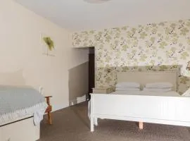 Whitton Lodge B&B