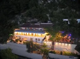 Vista Maris Hotel