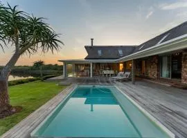 Ukuthula Estate, Aloe Grasdak House