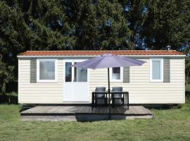 Camping 2000 - Stacaravan Waikiki, hotel v destinaci Janův Důl