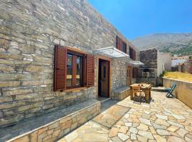 Echo Traditional House - &Eta;&chi;ώ &Pi;&alpha;&rho;&alpha;&delta;&omicron;&sigma;&iota;&alpha;&kappa;ό &Sigma;&pi;ί&tau;&iota;: &Eacute;mbonas şehrinde bir kul&uuml;be