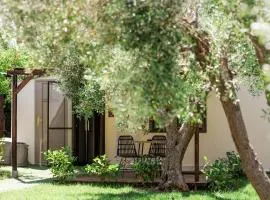 Pefkon Suites