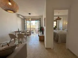 2 Bed Apartment Estepona Centre next to the Beach!