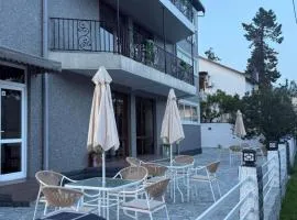 LUNA Hotel