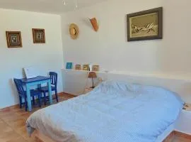 Pita 4, Studio apartment in a Cortijo