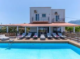 Beachfront Boutique Suites Alkioni