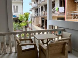 Guest House Inn Side, hotel in Koboeleti