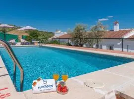Casa Brenda Donald Antequera by Ruralidays